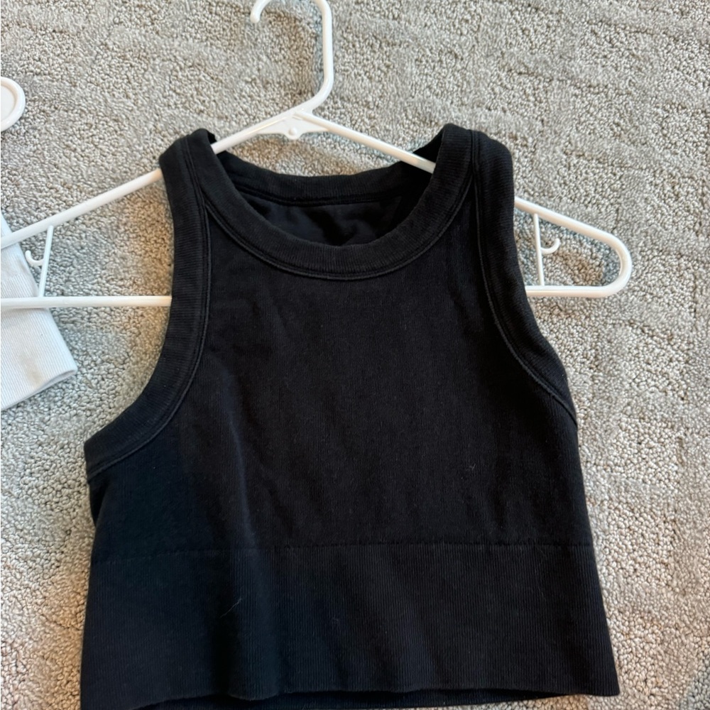 Alo crop top